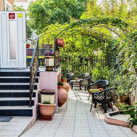 Guest house Ivano 2*