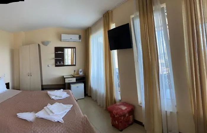 Ivano Πανσιόν